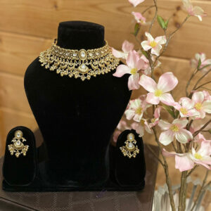 Royal Gold Kundan Choker Set with Earrings